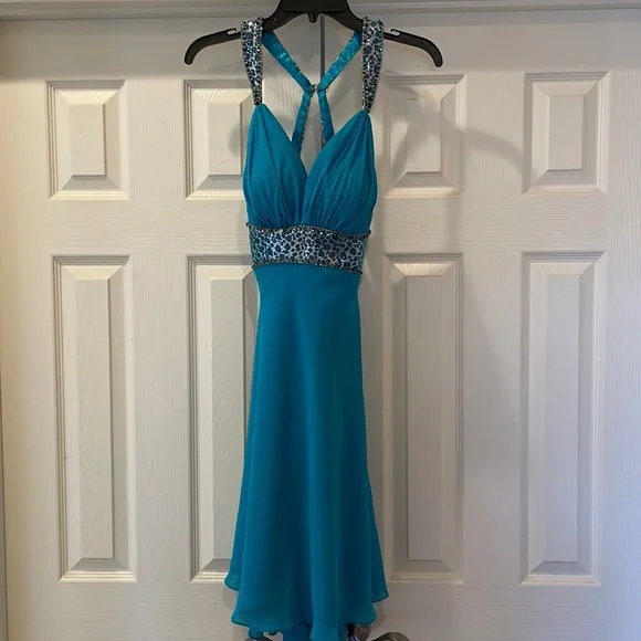 hannah's blue dress HANNAH S Style 27052 Size 14 River Blue  Enchanted Formals